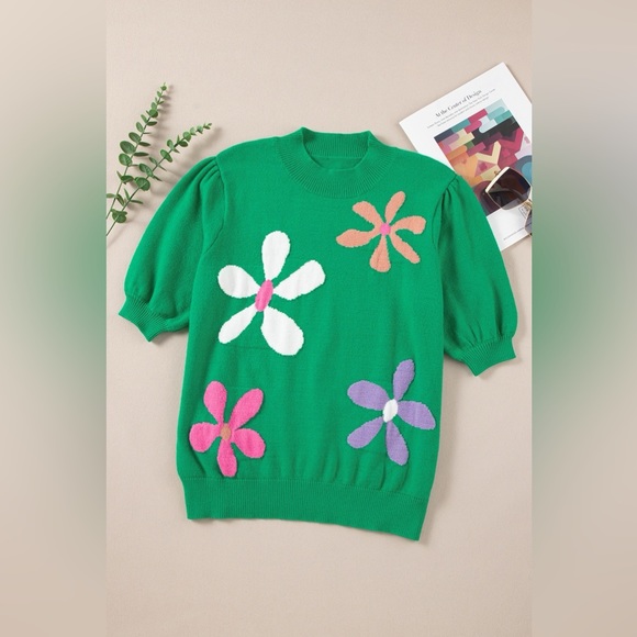 Flower Mock Neck Short Sleeve Sweater - Picture 2 of 10